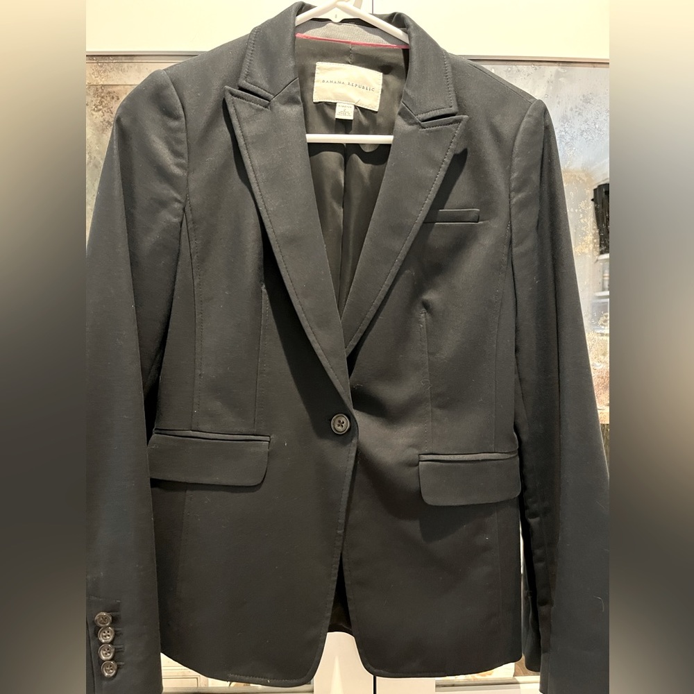 Banana Republic Women’s Blazer